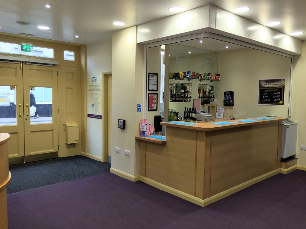 Hall Bar